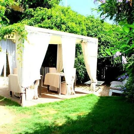 Vento Di Sabbia Hotel 2*